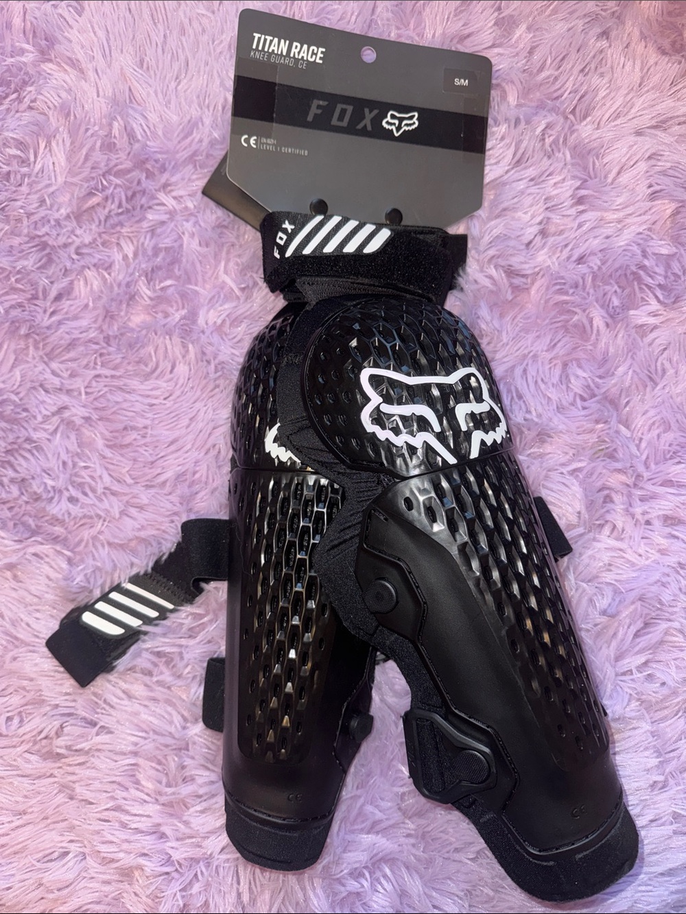 Fox Black Titan Race Knee Guards